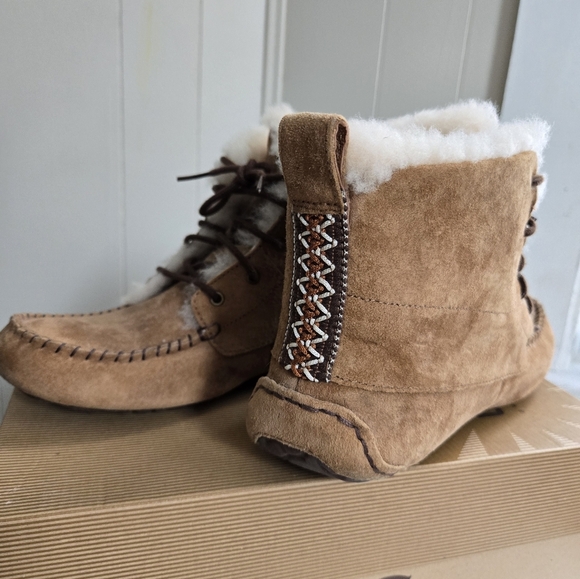 UGG Tan Suede Boots - Picture 2 of 11